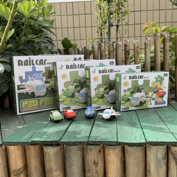Rail Car Puzzle Play Mat Set: Self-Assembling Interlocking Track with 1 Motorized Vehicle - Image 3