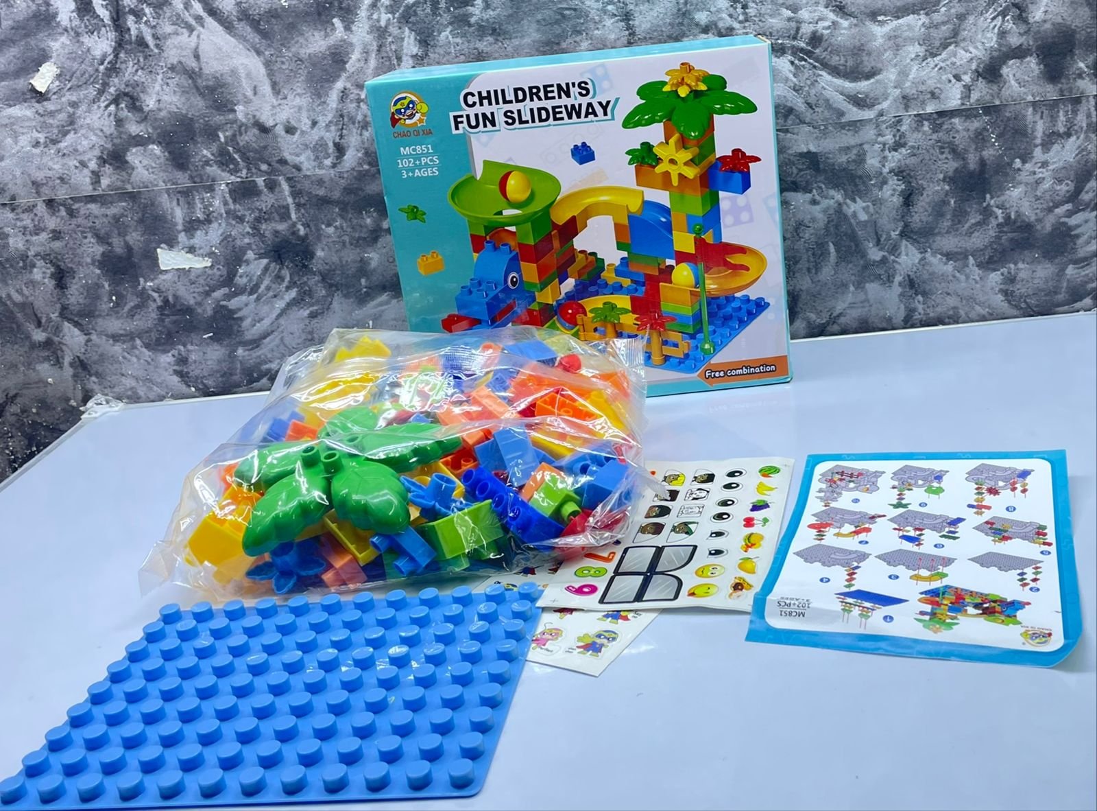 102 + pcs Children’s Fun Slideway Building Blocks Set – Educational Marble Run Toy for Kids 3+